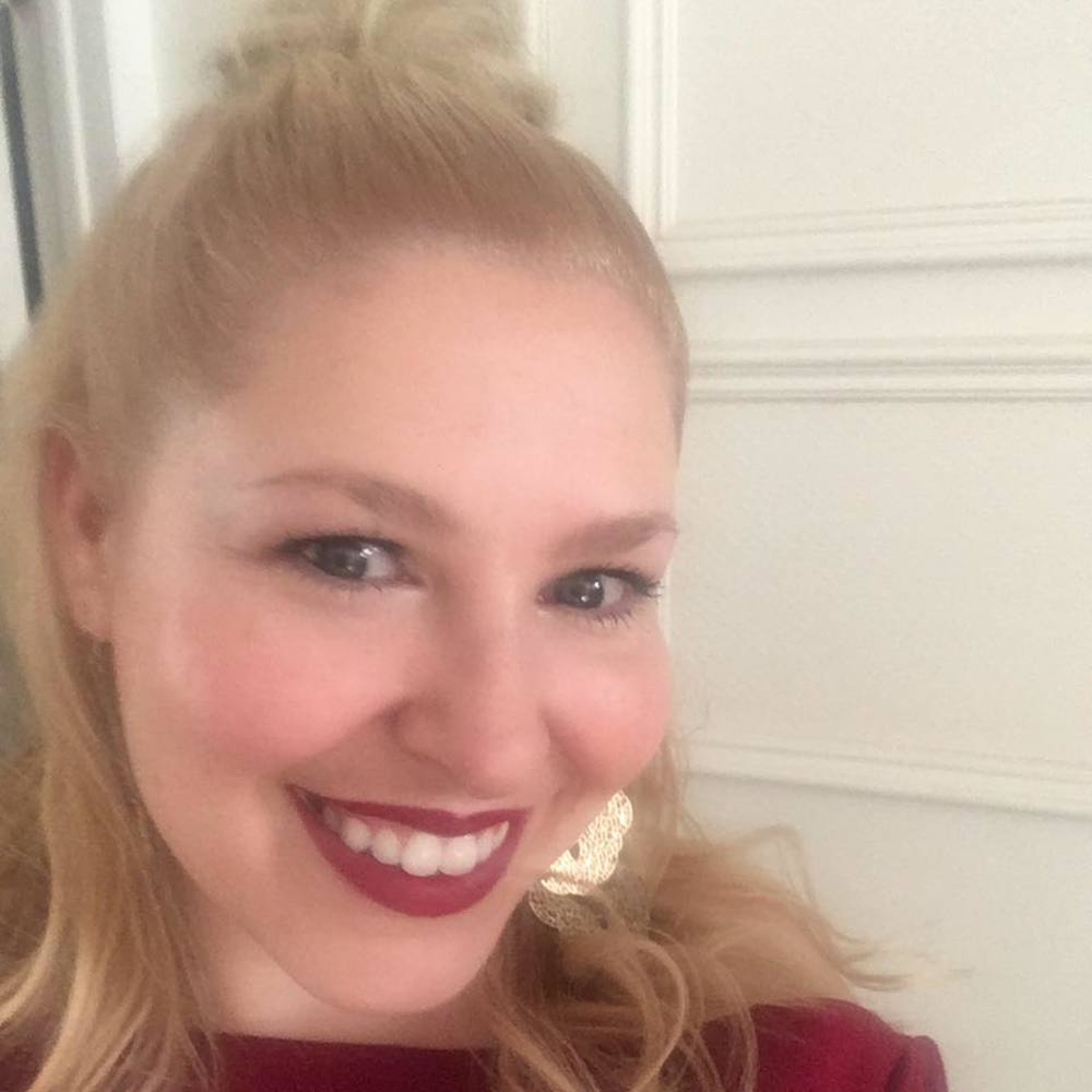 Meet your Posher, Vicky